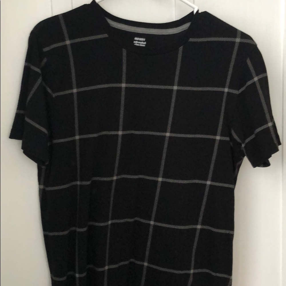 Old Navy T-Shirt